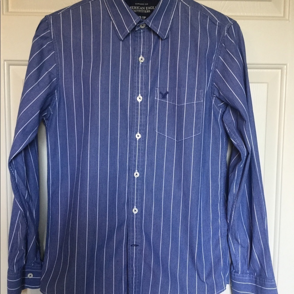 AMERICAN Eagle Outfitters Shirt Vintage Fit